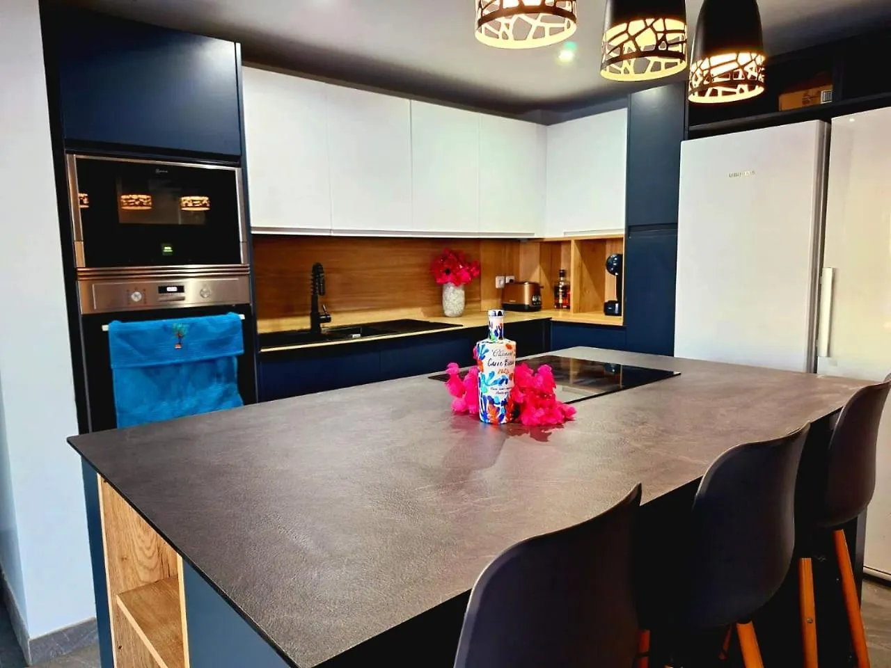 Villa Queen Diamond Le Diamant 0*,  Martinik